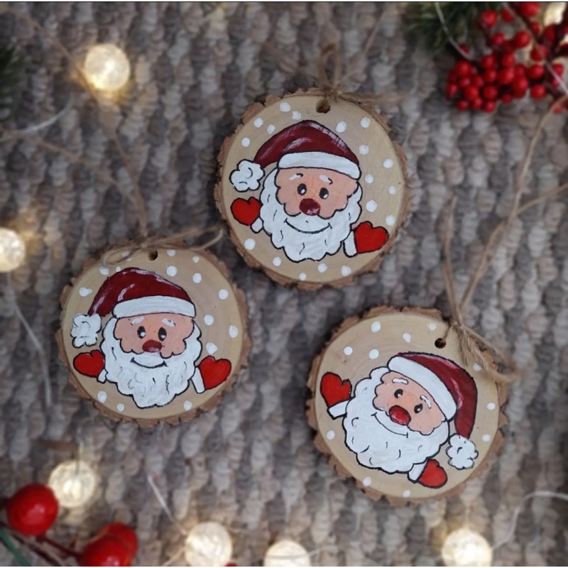 Ornament pentru brad - glob din lemn - mos Ornament pentru brad - glob din lemn - mos