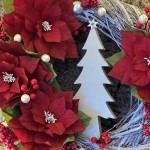 Coronita pentru usa cu brad si craciunite