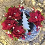 Coronita pentru usa cu brad si craciunite