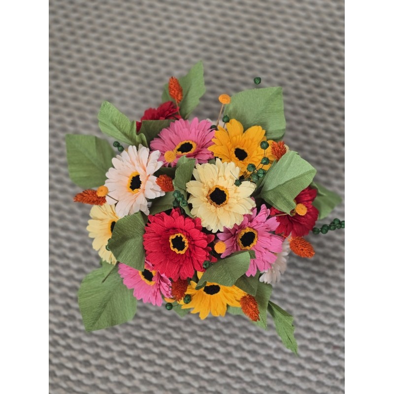 Aranjament colorat din gerbera Aranjament colorat din gerbera