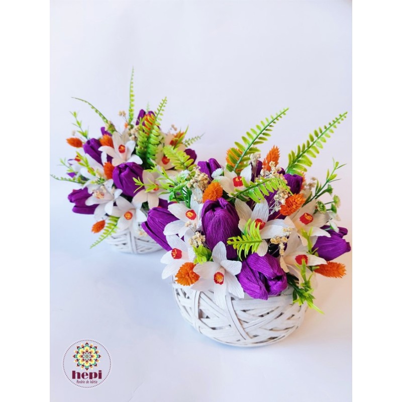 Cos cu lalele si narcise Cos cu lalele si narcise