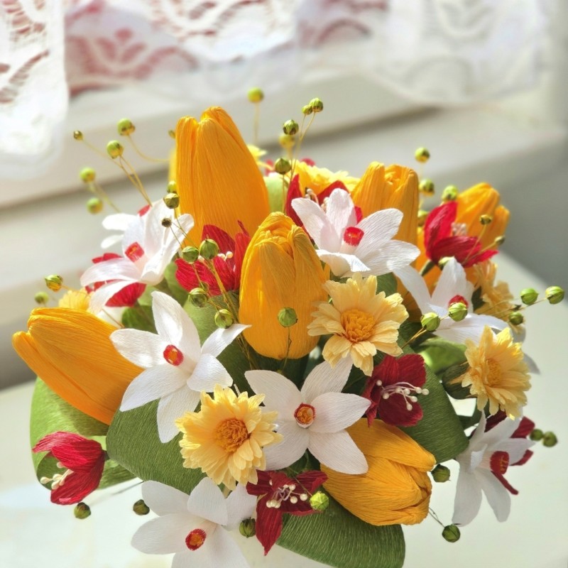 Aranjament de primavara in ghiveci