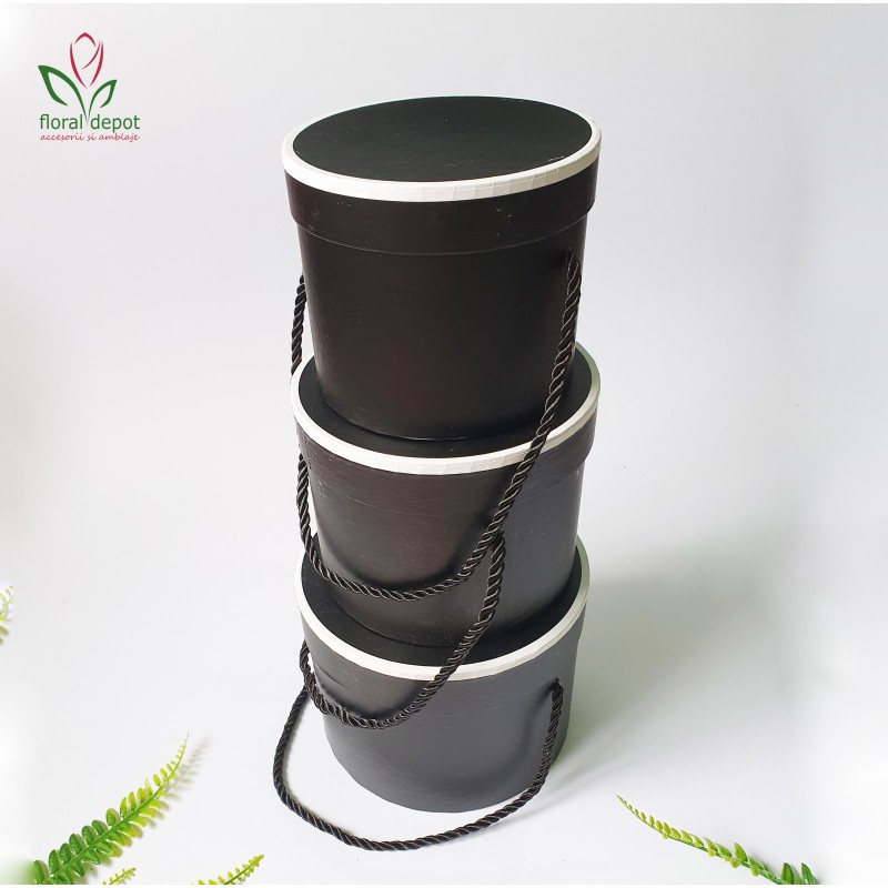 Set 3 cutii rotunde cu capac negru Set 3 cutii rotunde cu capac negru